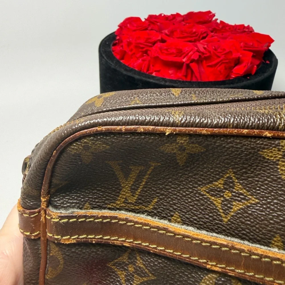 SOLF Louis Vuitton Compeigne 23 Toiletry Pouch/Cosmetic Pouch Monogram